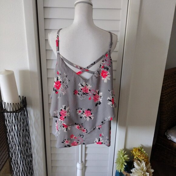 Torrid Gray Floral Tank Top with criss-cross adjustable spaghetti strap layer 1X - Picture 5 of 8